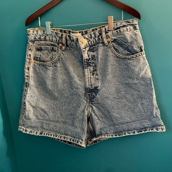 Zara denim woman’s shorts. - Picture 5 of 7